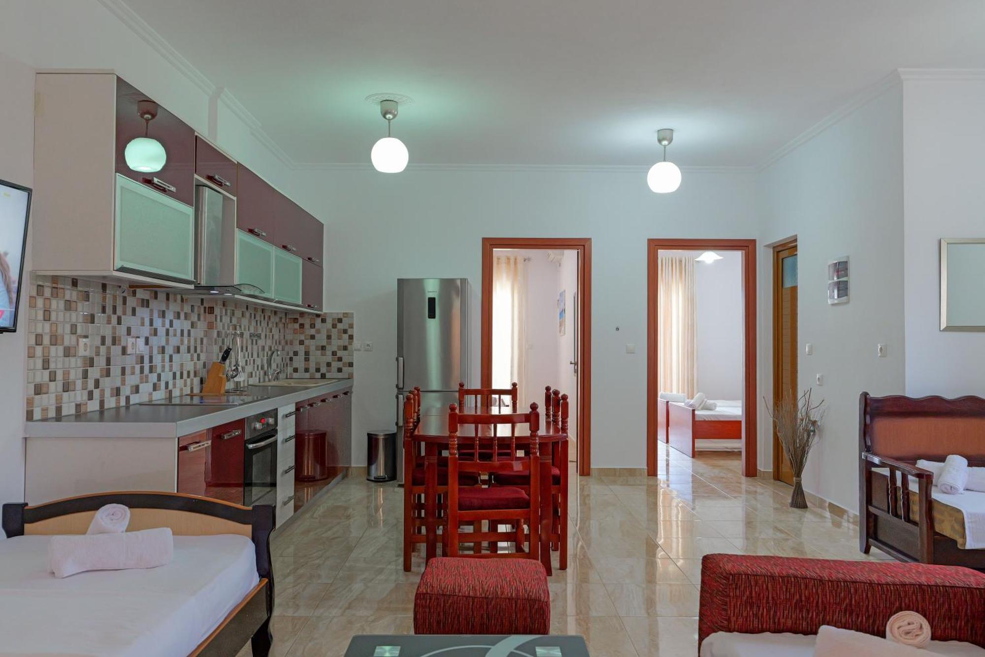 Guesthouse Moonlight Downtown Ksamil Eksteriør bilde